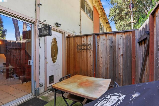 27505 Tampa Ave 29, Hayward, CA 94544