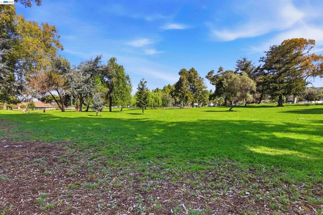 27505 Tampa Ave 29, Hayward, CA 94544