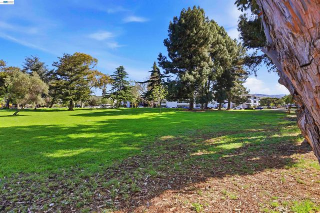 27505 Tampa Ave 29, Hayward, CA 94544