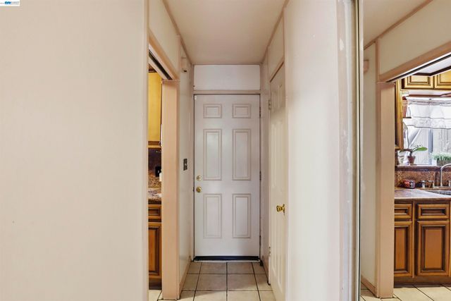 27505 Tampa Ave 29, Hayward, CA 94544