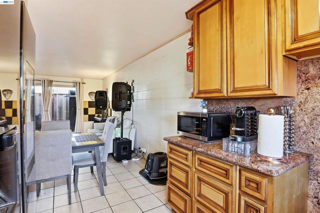 27505 Tampa Ave 29, Hayward, CA 94544