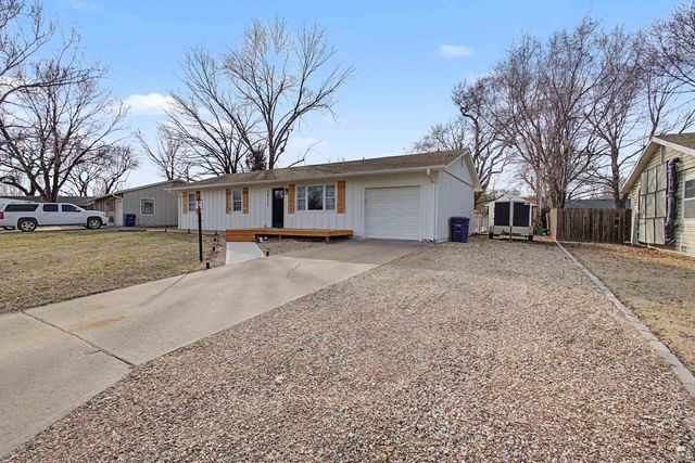 1911 Gardenia Terrace, Manhattan, KS 66502