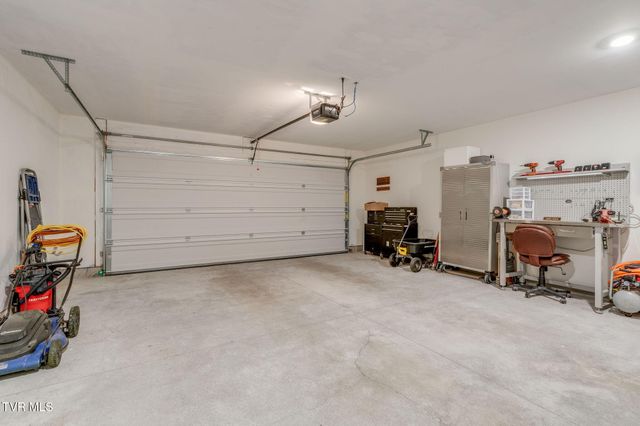 531 Cox Hollow Road, Kingsport, TN 37663