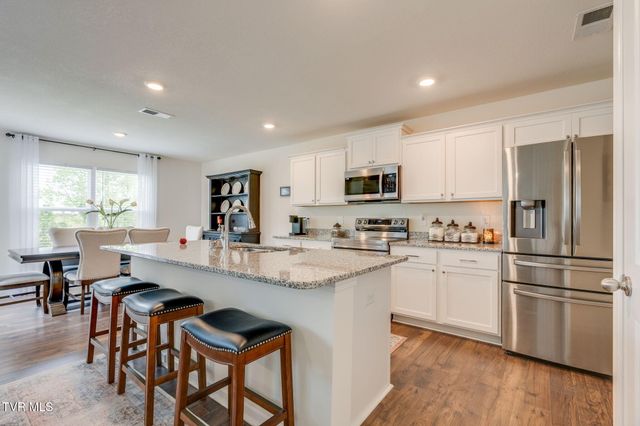 531 Cox Hollow Road, Kingsport, TN 37663
