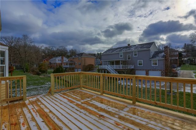 1702 Guyton Rd, Mccandless, PA 15101