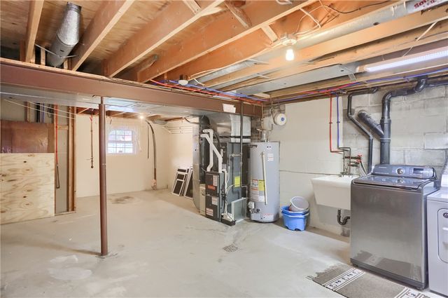 1702 Guyton Rd, Mccandless, PA 15101