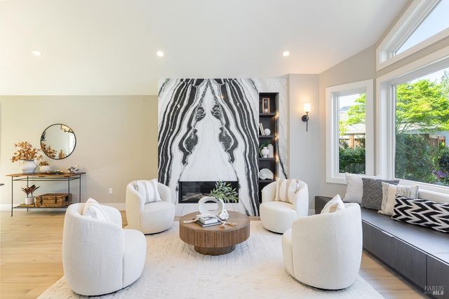 3335 Sterling Ct, Napa, CA 94558