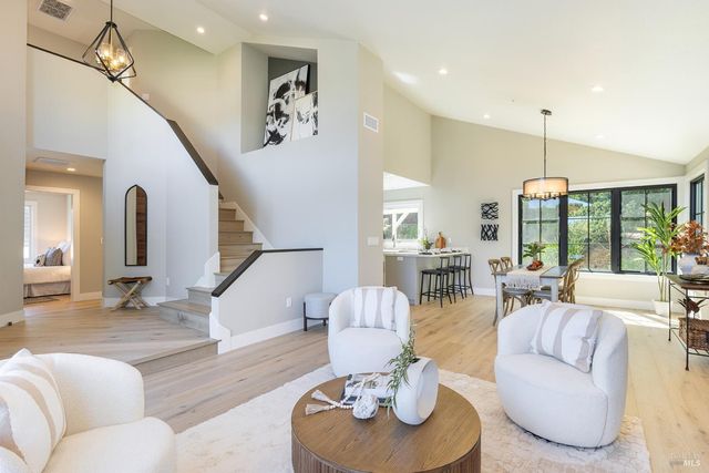 3335 Sterling Ct, Napa, CA 94558