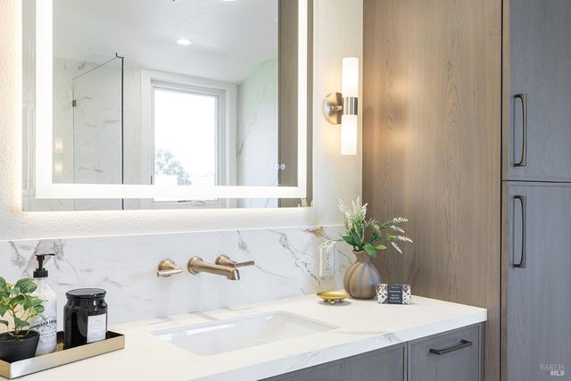 3335 Sterling Ct, Napa, CA 94558