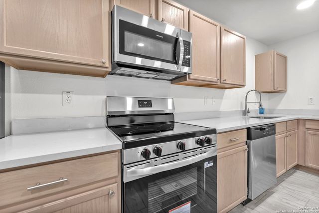 15515 SPRING SMT, San Antonio, TX 78247