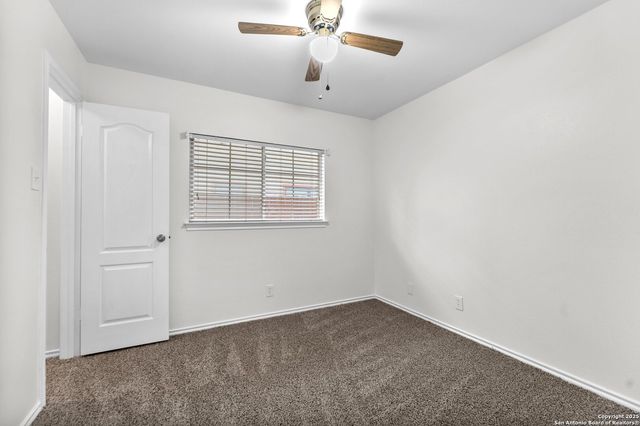 15515 SPRING SMT, San Antonio, TX 78247