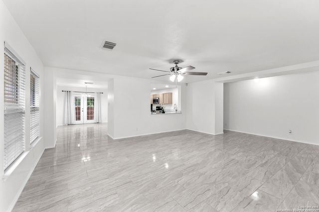 15515 SPRING SMT, San Antonio, TX 78247