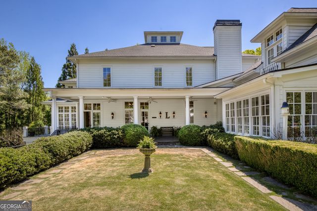 1095 Stonegate Court, Roswell, GA 30075