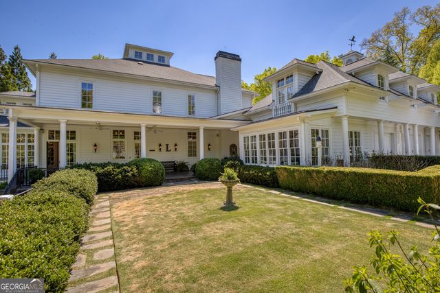 1095 Stonegate Court, Roswell, GA 30075