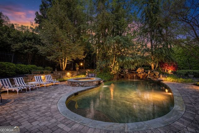 1095 Stonegate Court, Roswell, GA 30075