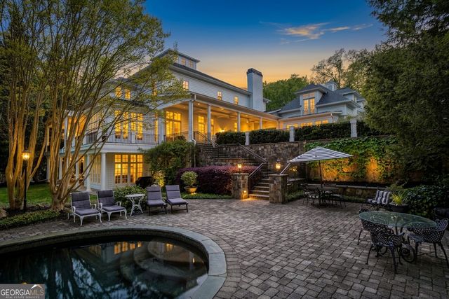 1095 Stonegate Court, Roswell, GA 30075
