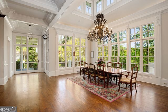 1095 Stonegate Court, Roswell, GA 30075