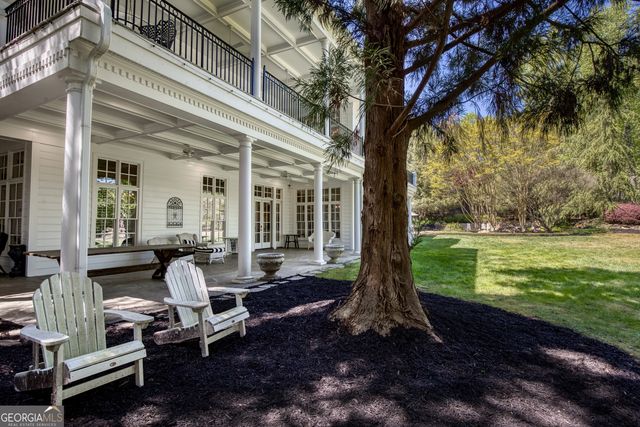1095 Stonegate Court, Roswell, GA 30075