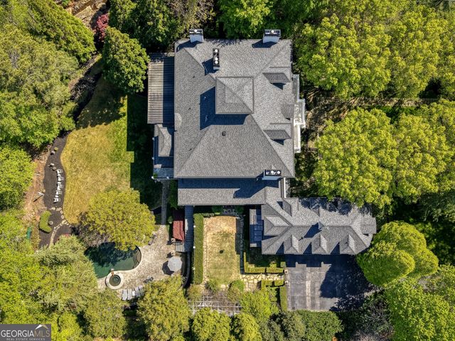 1095 Stonegate Court, Roswell, GA 30075