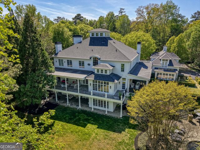 1095 Stonegate Court, Roswell, GA 30075