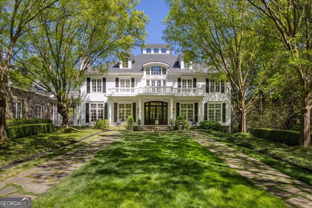 1095 Stonegate Court, Roswell, GA 30075