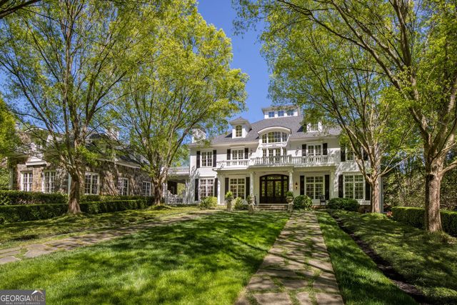 1095 Stonegate Court, Roswell, GA 30075