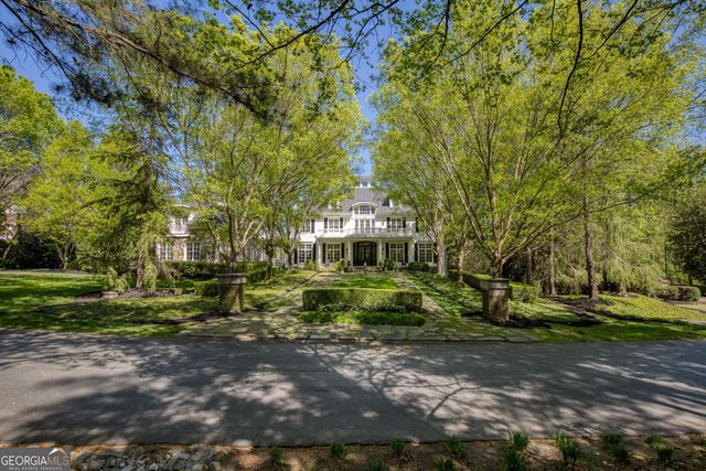 1095 Stonegate Court, Roswell, GA 30075