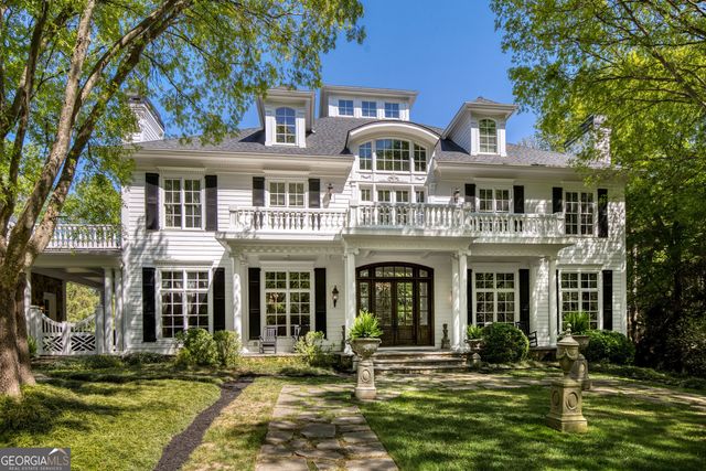 1095 Stonegate Court, Roswell, GA 30075