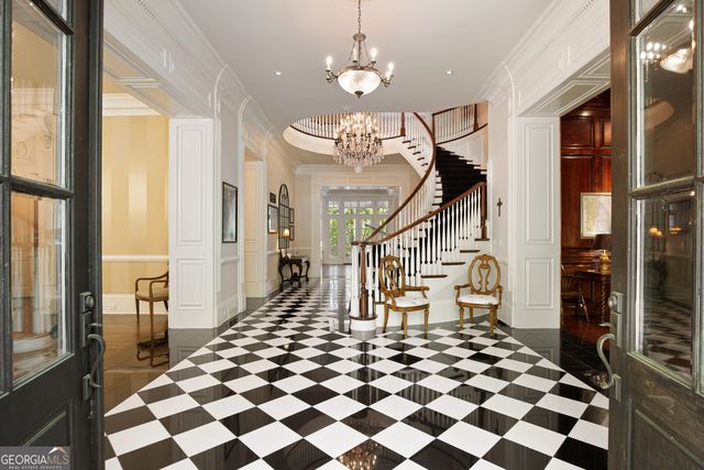 1095 Stonegate Court, Roswell, GA 30075