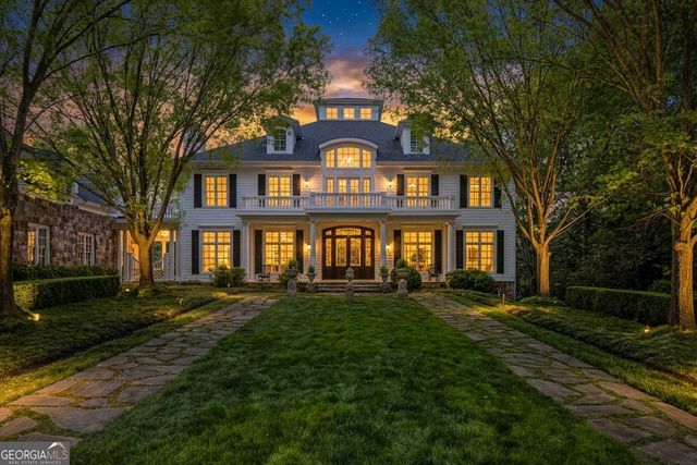 1095 Stonegate Court, Roswell, GA 30075