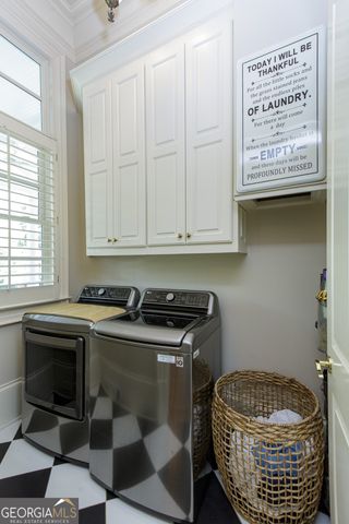 1095 Stonegate Court, Roswell, GA 30075