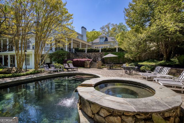 1095 Stonegate Court, Roswell, GA 30075
