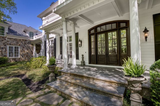 1095 Stonegate Court, Roswell, GA 30075
