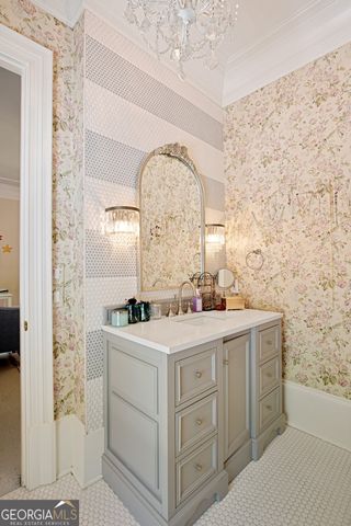1095 Stonegate Court, Roswell, GA 30075