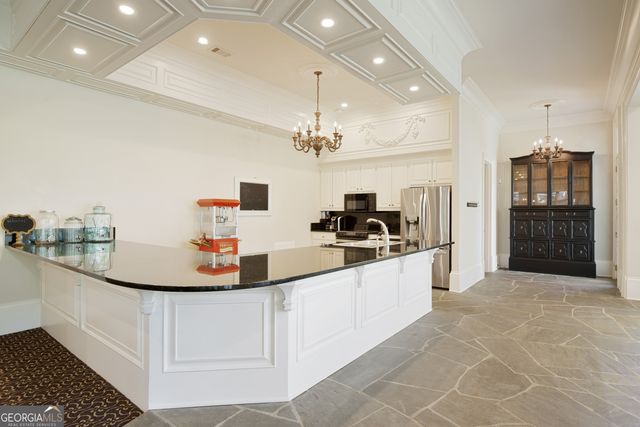 1095 Stonegate Court, Roswell, GA 30075