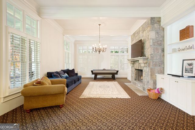 1095 Stonegate Court, Roswell, GA 30075