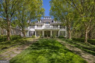 1095 Stonegate Court, Roswell, GA 30075