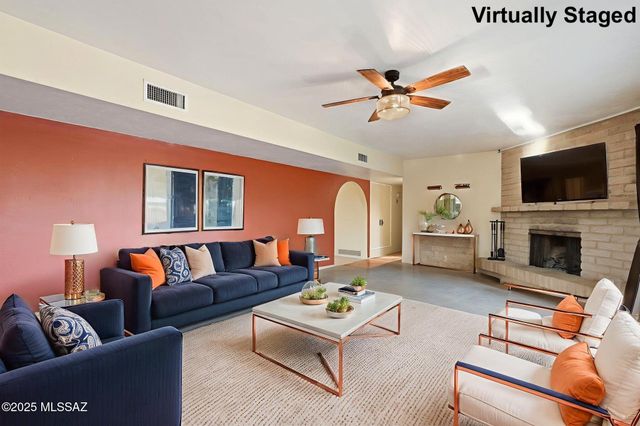 2842 N Melpomene Way, Tucson, AZ 85749