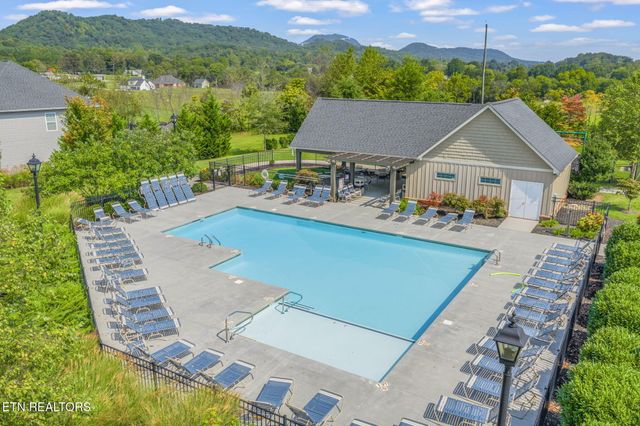 7421 Rose Water Lane, Knoxville, TN 37924