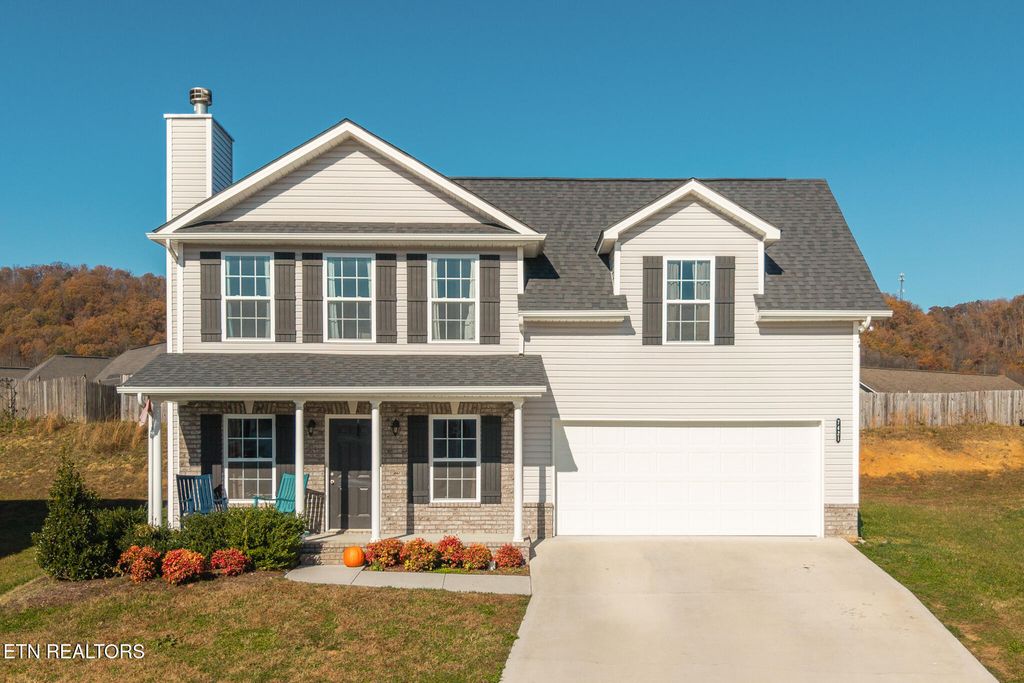 7421 Rose Water Lane, Knoxville, TN 37924