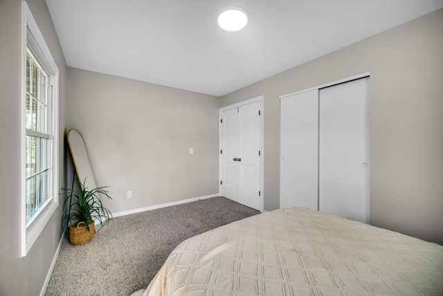 5724 W 177th Avenue, Lowell, IN 46356