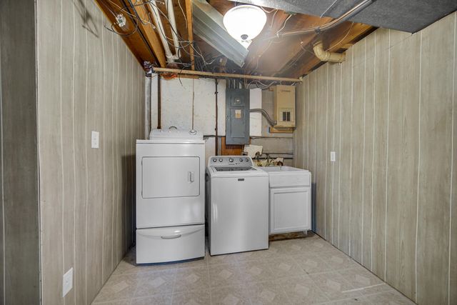 5724 W 177th Avenue, Lowell, IN 46356