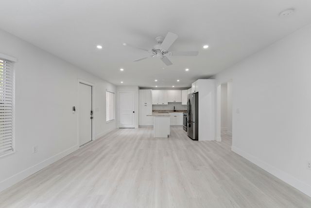 1279 Beach Road 3, West Palm Beach, FL 33404