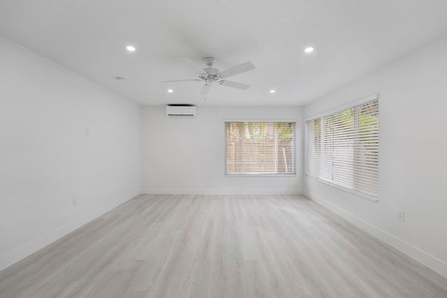 1279 Beach Road 3, West Palm Beach, FL 33404