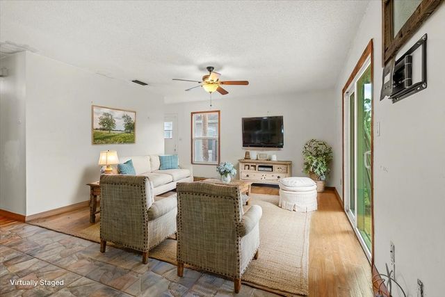 233 13th Street SW, Vero Beach, FL 32962