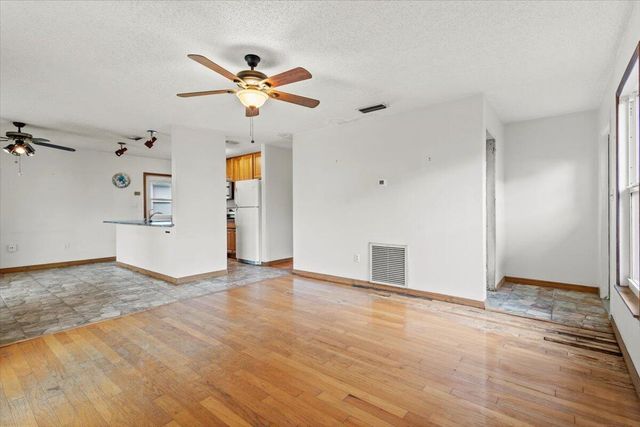 233 13th Street SW, Vero Beach, FL 32962