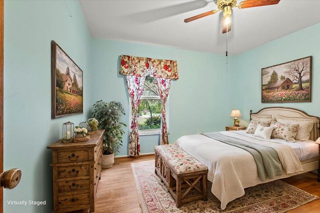 233 13th Street SW, Vero Beach, FL 32962