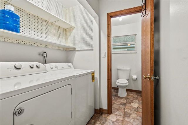 233 13th Street SW, Vero Beach, FL 32962