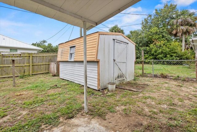 233 13th Street SW, Vero Beach, FL 32962