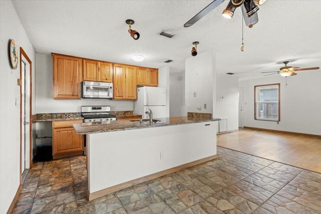 233 13th Street SW, Vero Beach, FL 32962